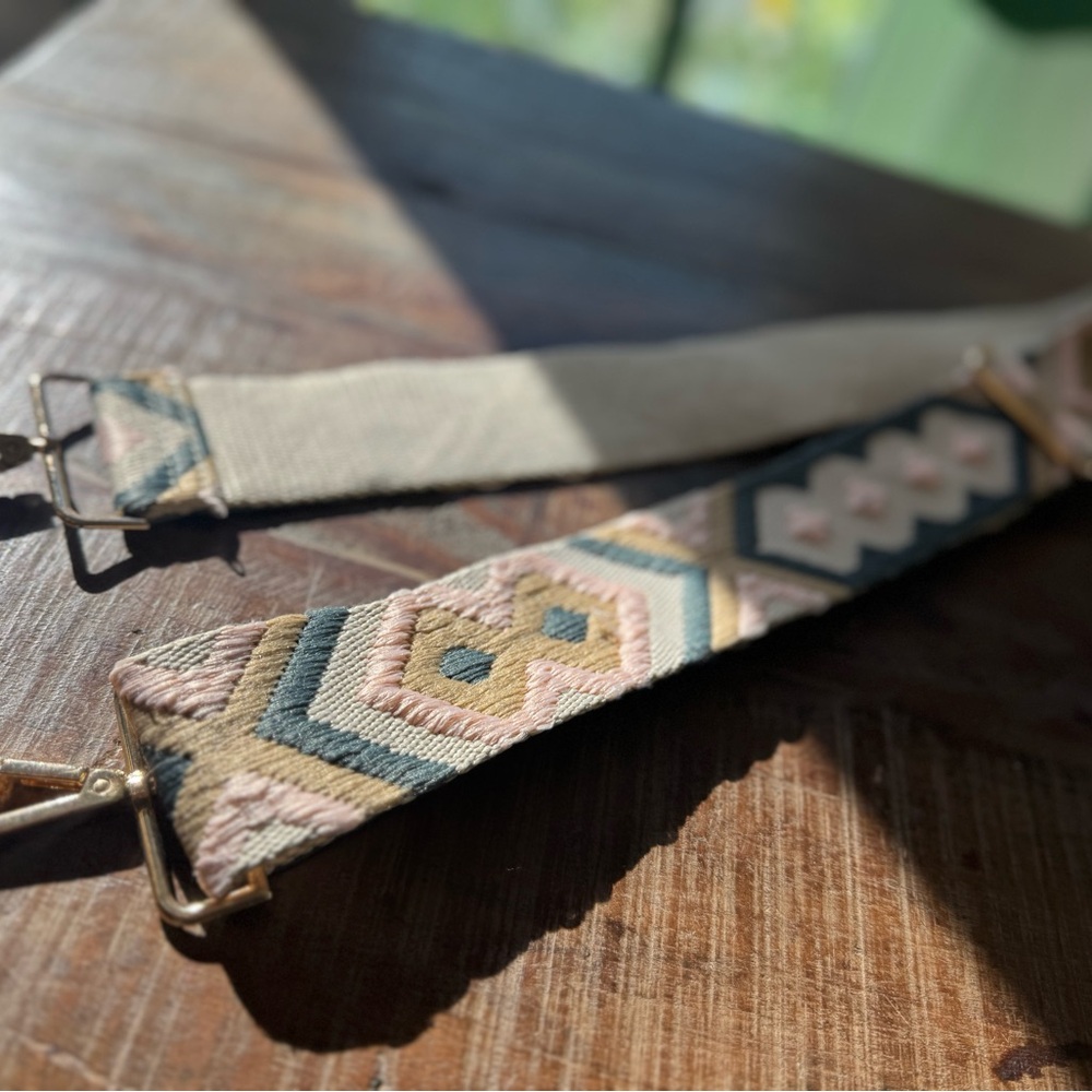 Geometric Patterned Bag/Purse Strap